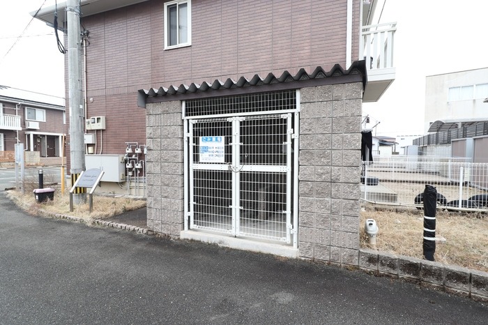 屋根付きゴミ出し場でカラスに荒らされる心配ありません