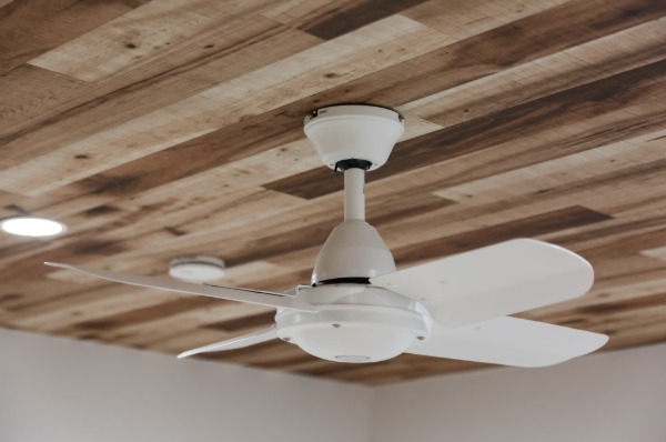 おしゃれなシーリングファン