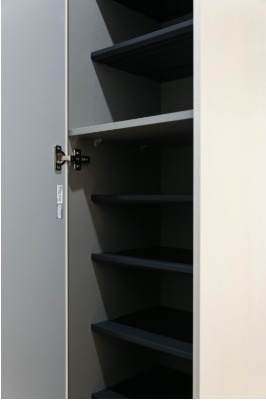 高さのあるシューズボックス