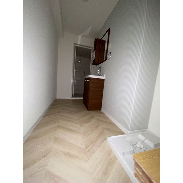 お出かけ前の身支度はこちらでバッチリです