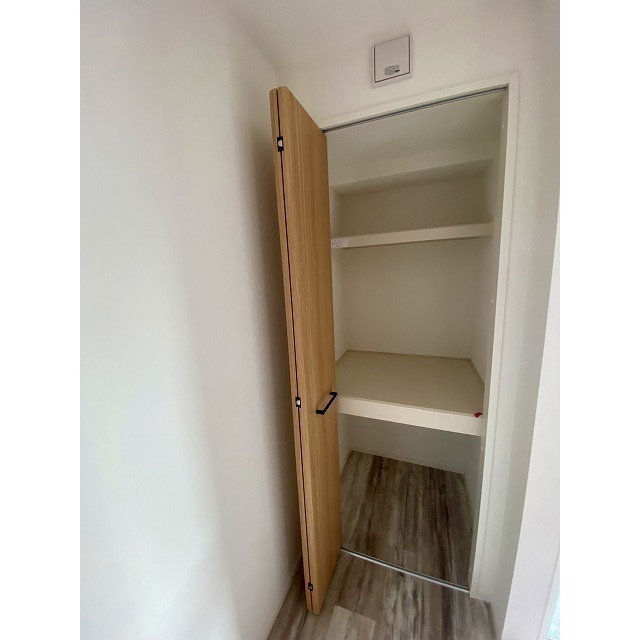 お洋服が沢山入りそうですね