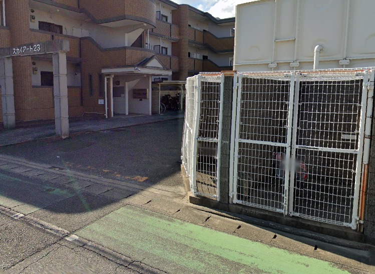 共用のゴミ置き場があります