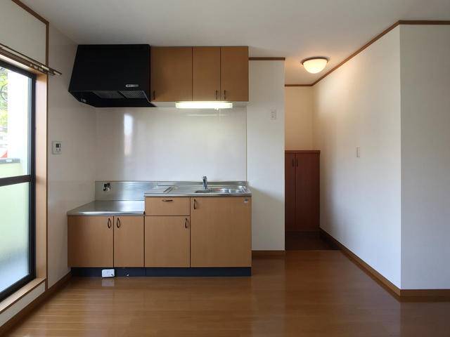 コンロは持込みタイプです