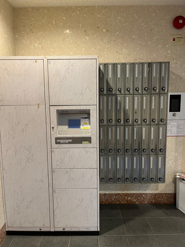 宅配ボックス完備。