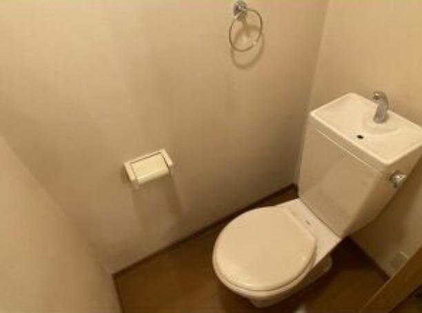 清潔感のあるトイレです
