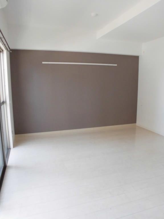 家具の配置がしやすいリビングですね