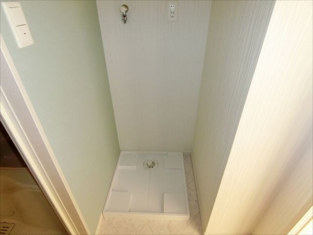 室内洗濯機置場完備です