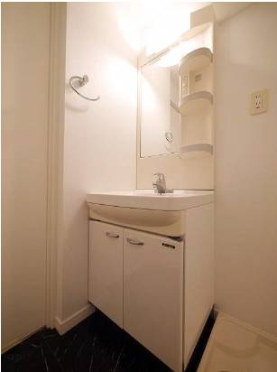 独立洗面台もしっかり。