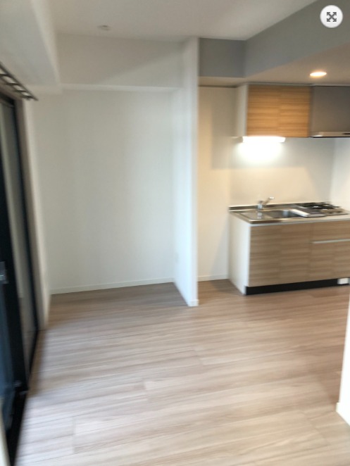 白を基調としたオシャレな空間ですね