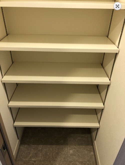 たくさんの靴が入る収納付きです