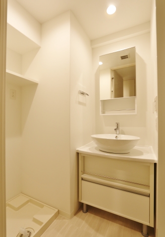 嬉しい独立洗面台完備です