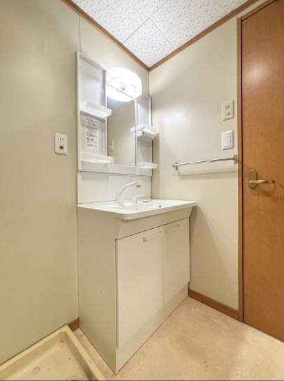 お出かけ前の身支度はこちらでバッチリです