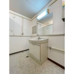 お出かけ前の支度はこちらでされてください