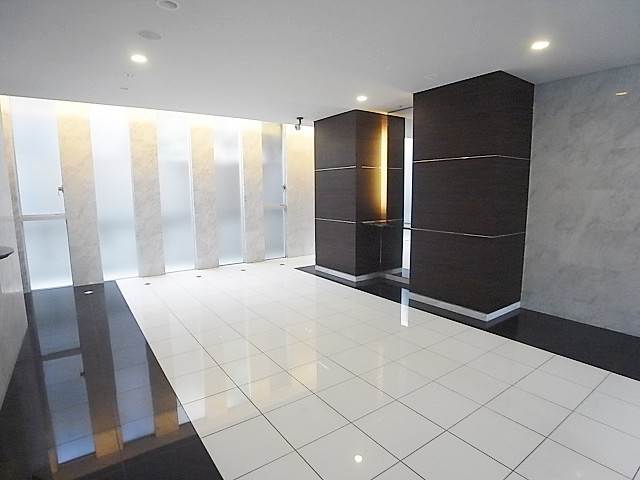 分譲マンションならではのエントランス