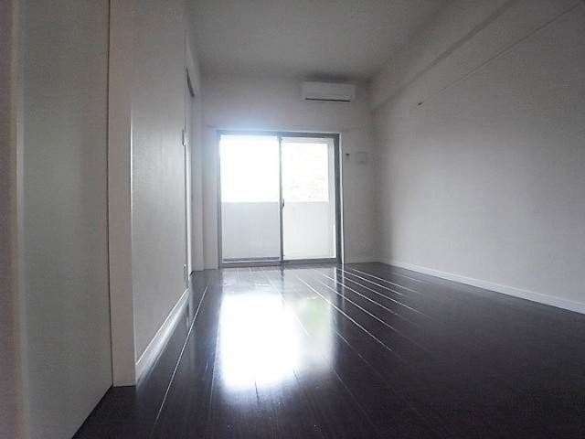 寝室とわけて使えます