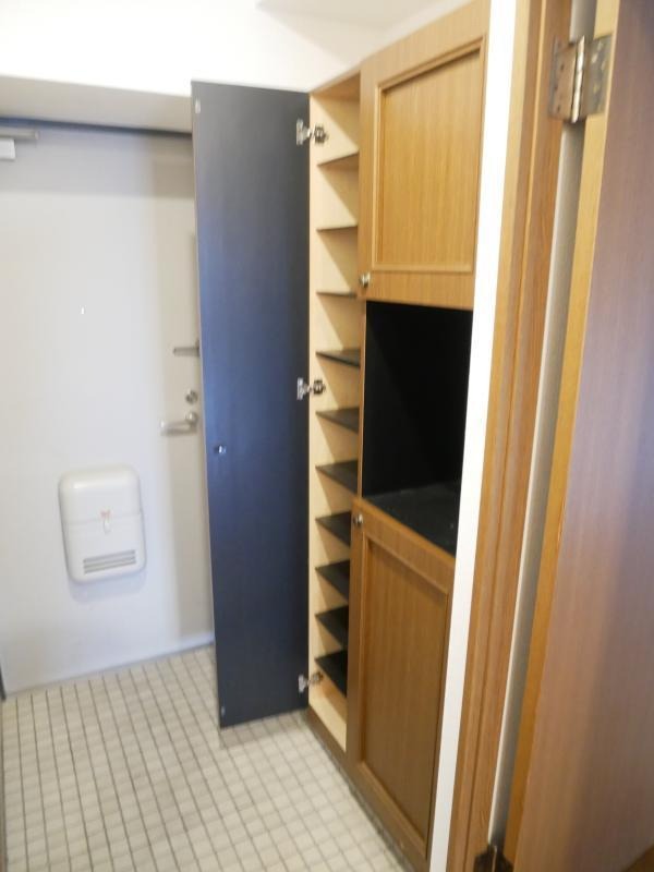 玄関はこんな感じです。