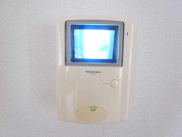 来訪者の顔が確認できるので安心です