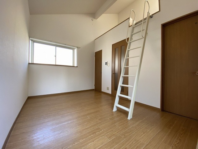 日当たり良好リビングです