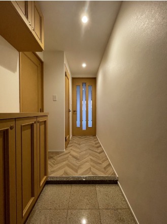 落ち着いた雰囲気の玄関です