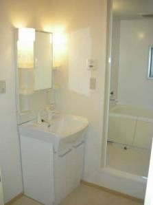 お出かけ前の身支度はこちらで