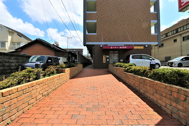 開放感がありキレイにされてあるエントランスです