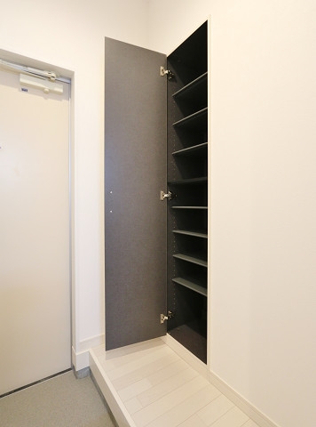 シューズボックスもたっぷり収納できます