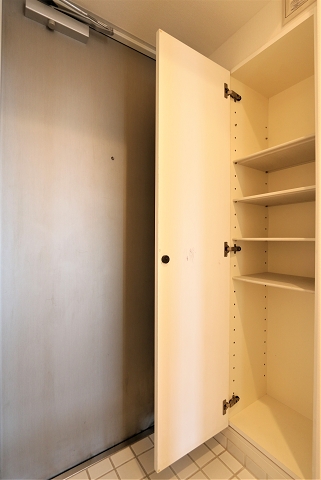 使い方いろいろのシューズボックスです