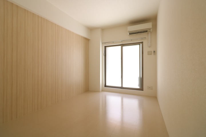 明るい印象の室内です