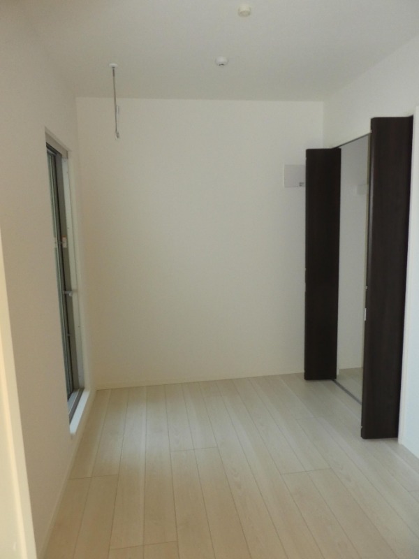 こちらは寝室にいかがでしょうか