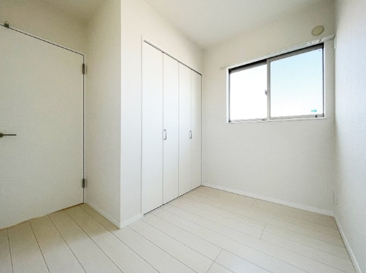 クローゼットもあります