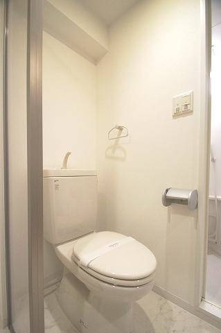 ウォシュレット完備