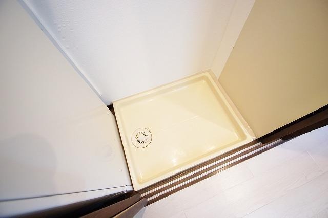 洗濯機はもちろん室内です