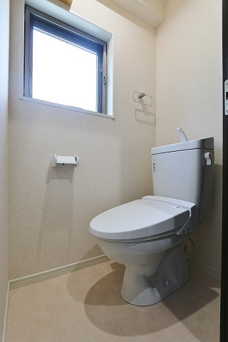 ウォシュレット完備です
