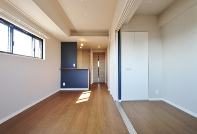 オシャレなリビングでゆったりくつろげます