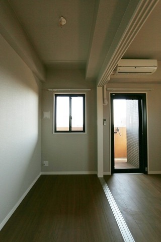 こちらは寝室にピッタリですね