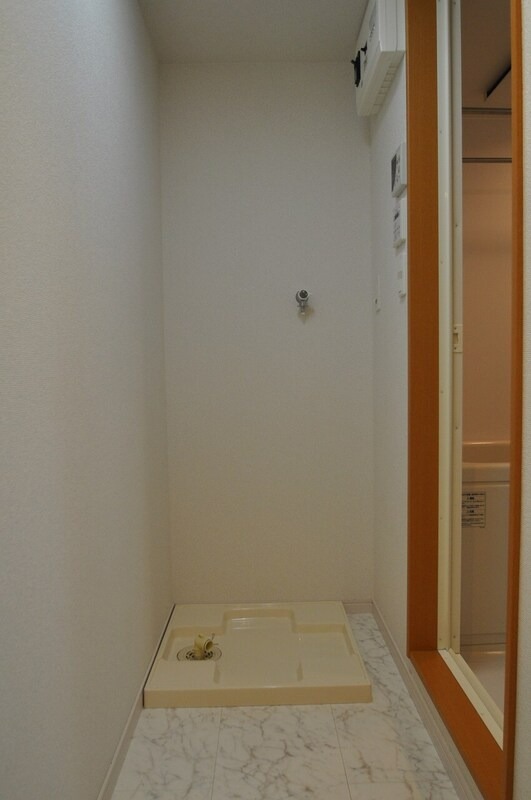 もちろん室内洗濯機置き場付きです