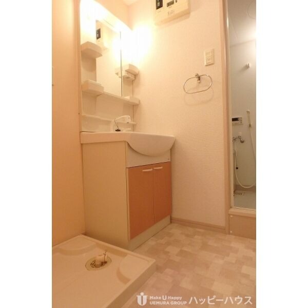 朝の身支度はこちらでバッチリね