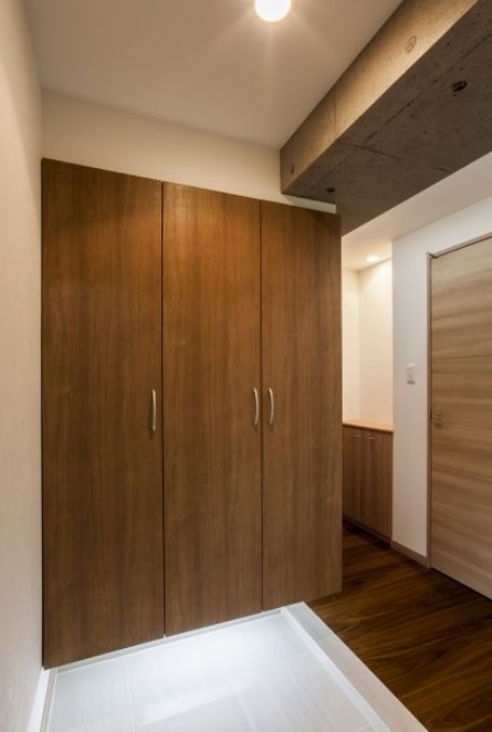 玄関はこんな感じです。