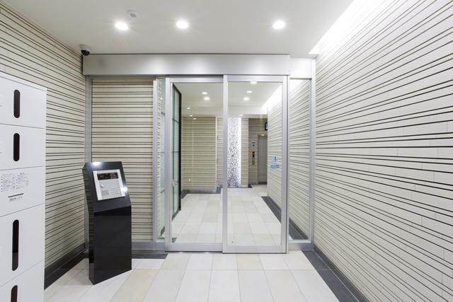 オートロックで安心。