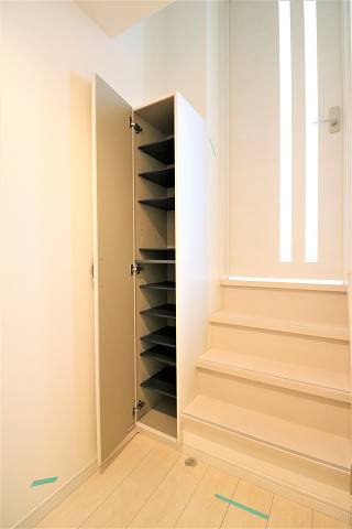 靴もたくさん入ります。