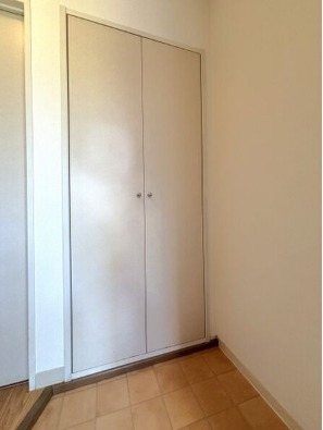 高さのあるシューズボックス