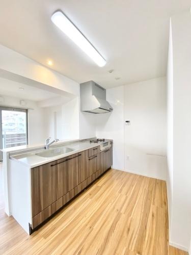 こちらでお料理をお楽しみください