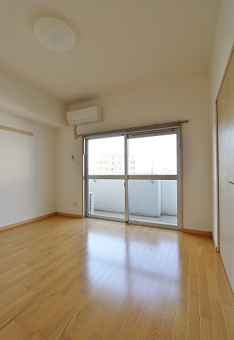 エアコンで一年中快適に過ごせますね