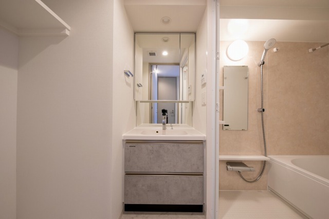 お出かけ前の身支度はこちらでバッチリです