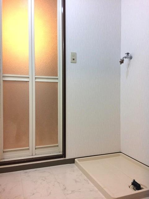 室内洗濯機置き場完備。