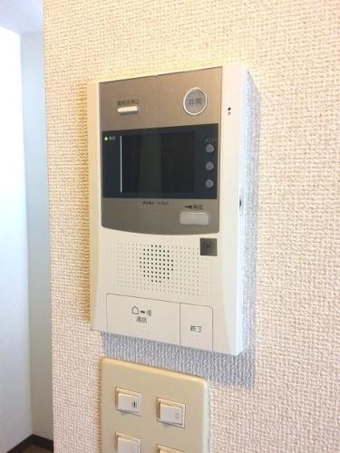 顔が見れて安心ですね。