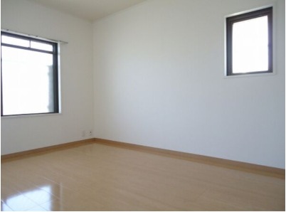 こちらは寝室にいかがでしょうか