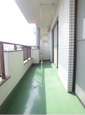 天気の良い日の洗濯物はこちらで