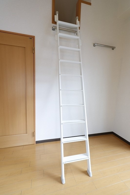 はしごも収納出来ます