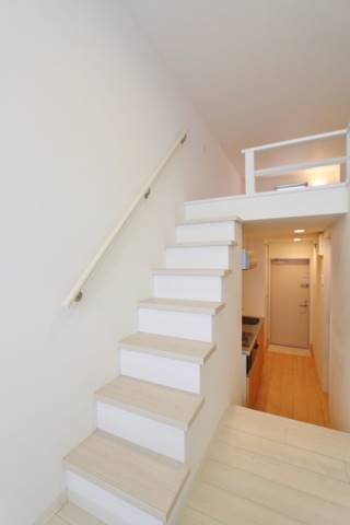 ゆるやかな階段で快適ですよ